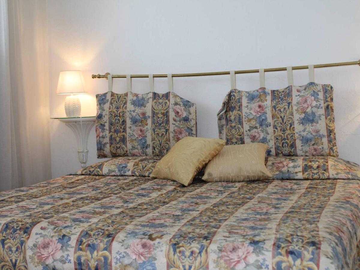 Appartement Villeneuve-Loubet, 2 pièces, 4 personnes - FR-1-252A-80 Esterno foto